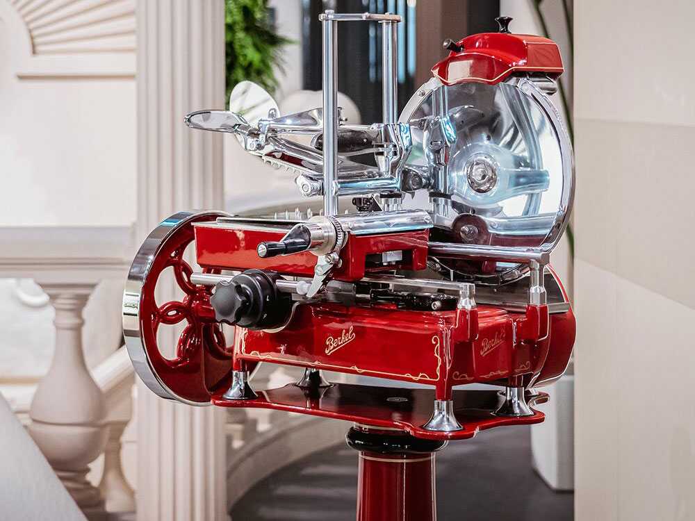 Berkel B2 Roja – Cortadora de fiambre de volante – Cuchilla de acero cromado de 265 mm – Image 3