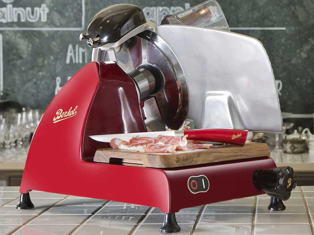 BERKEL Red Line 250 ROJA – Cortadora de fiambre con cuchilla de acero cromado de 250 mm – Image 3