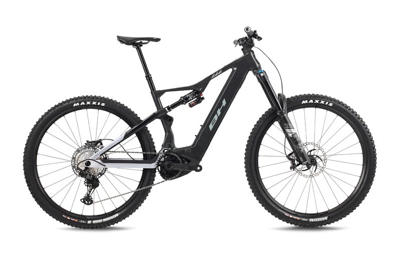 bicicleta-electrica-de-montana-bh-ilynx-nx-enduro-carbon-96.jpg BICICLETA ELÉCTRICA DE MONTAÑA BH iLYNX+ NX ENDURO CARBON 9.6 – Image 1
