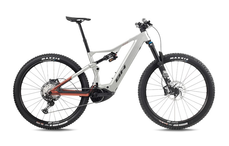 bicicleta-electrica-de-montana-bh-ilynx-nx-trail-carbon-87.jpg BICICLETA ELÉCTRICA DE MONTAÑA BH iLYNX+ NX TRAIL CARBON 8.7 – Image 1
