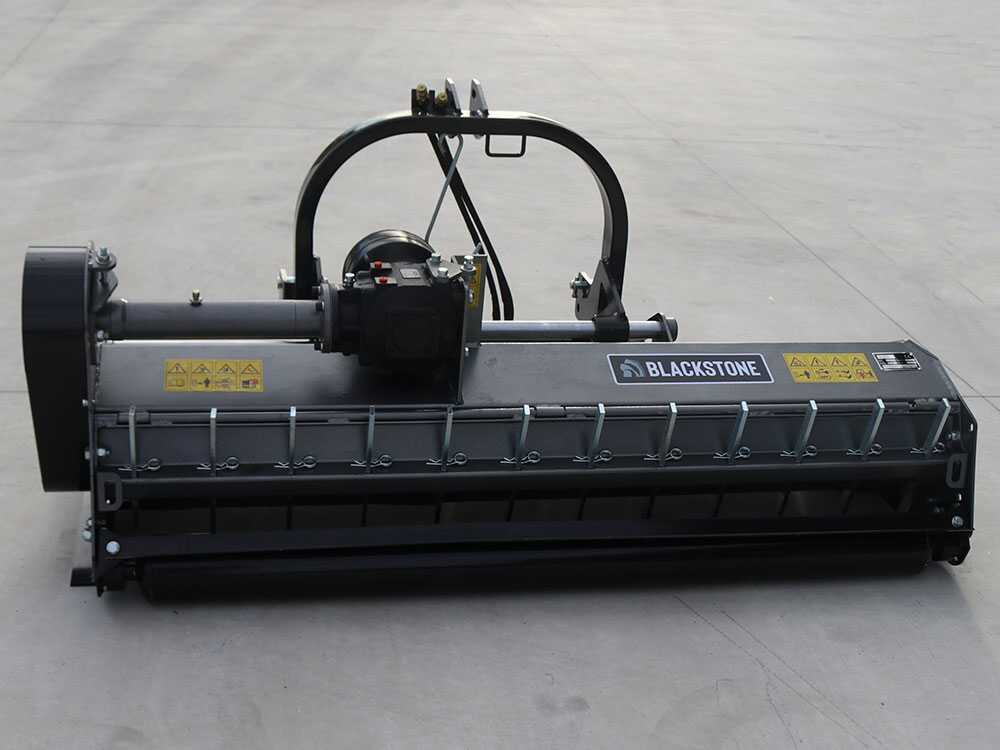 BlackStone BP 180 Hydro – Trituradora para tractor – Serie medio-pesada – Desplazamiento hidráulico – Image 3