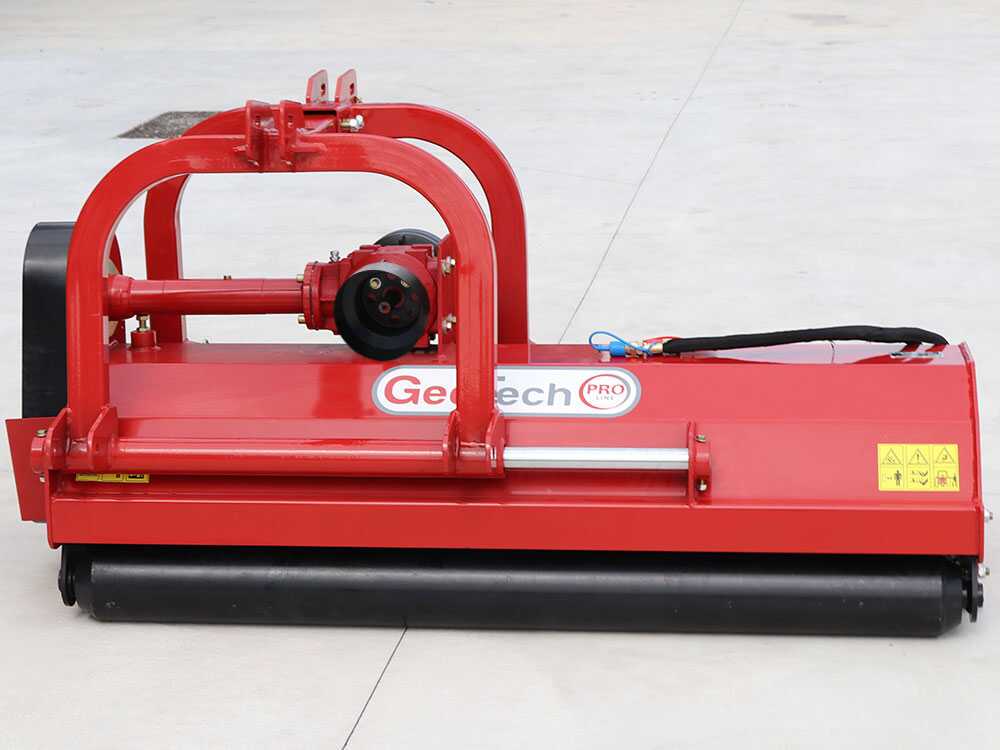GeoTech-Pro RMF170 – Trituradora para tractor – Serie medio-pesada – Reversible – Desplazamiento hidráulico